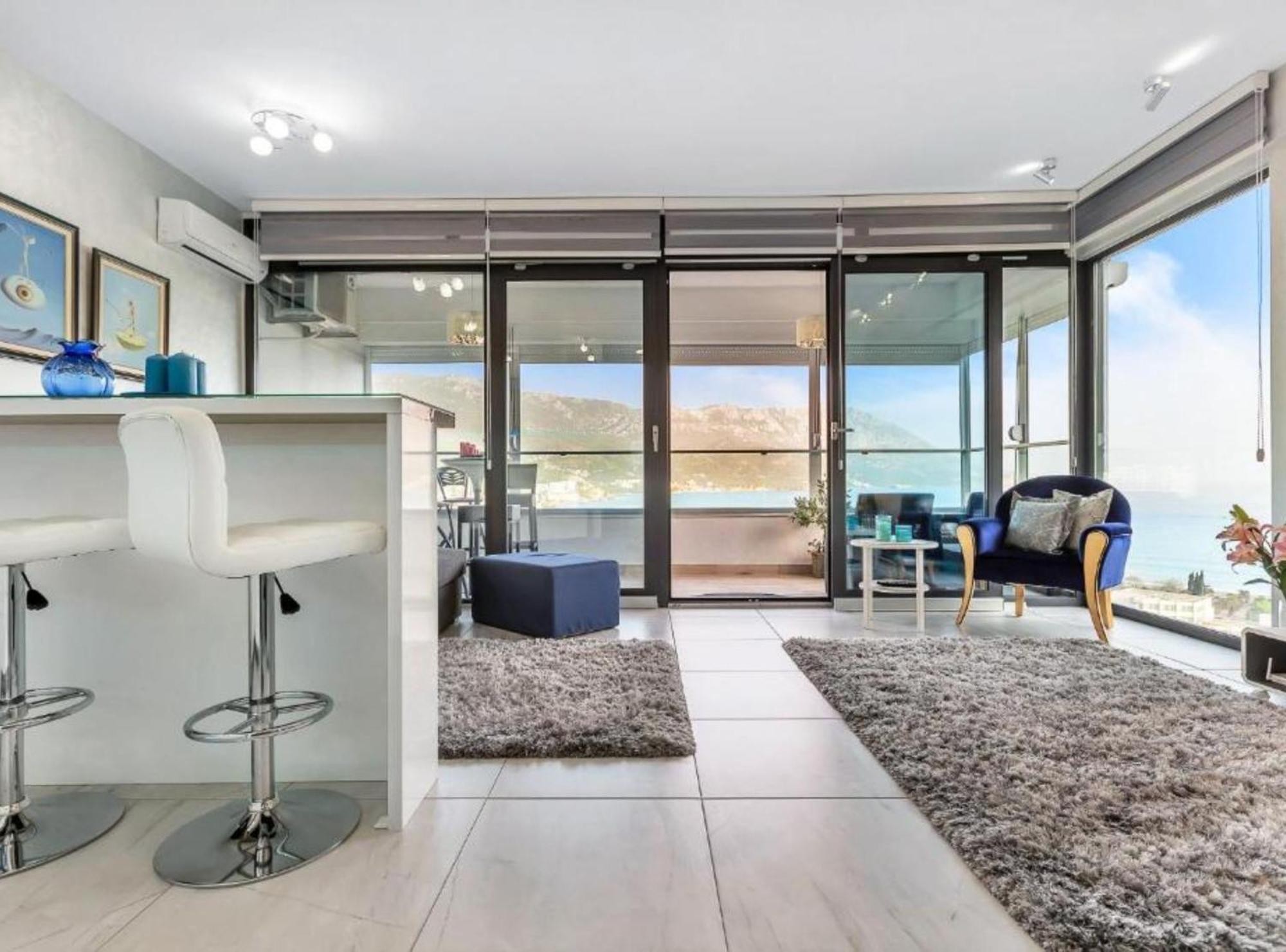 Hideaway With Breathtaking Views *