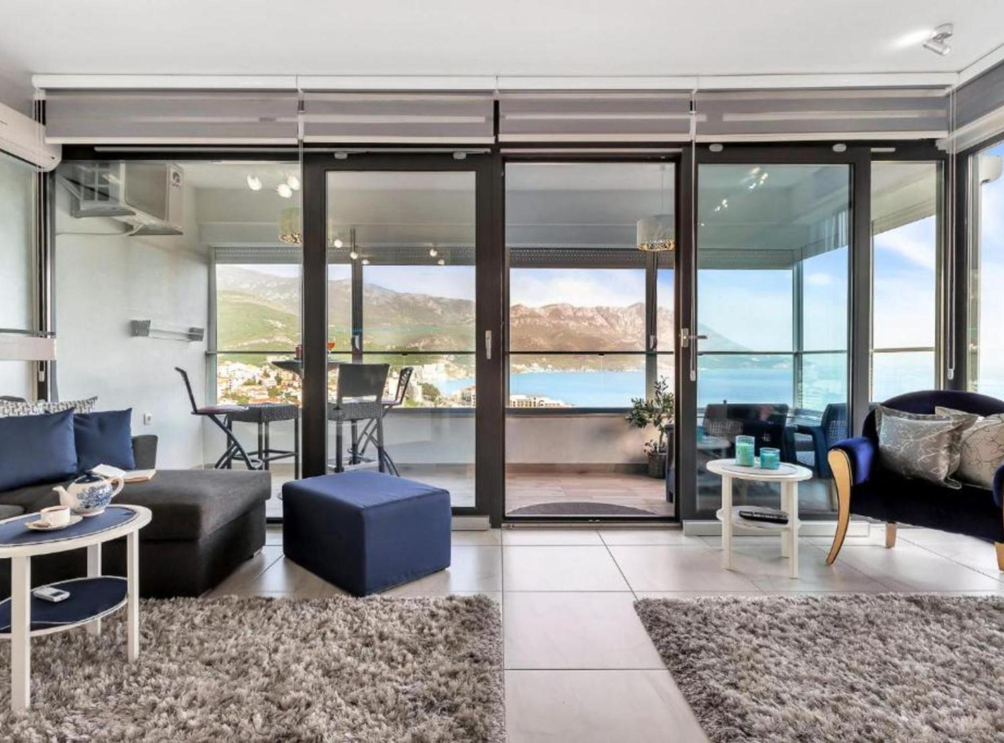 Hideaway With Breathtaking Views