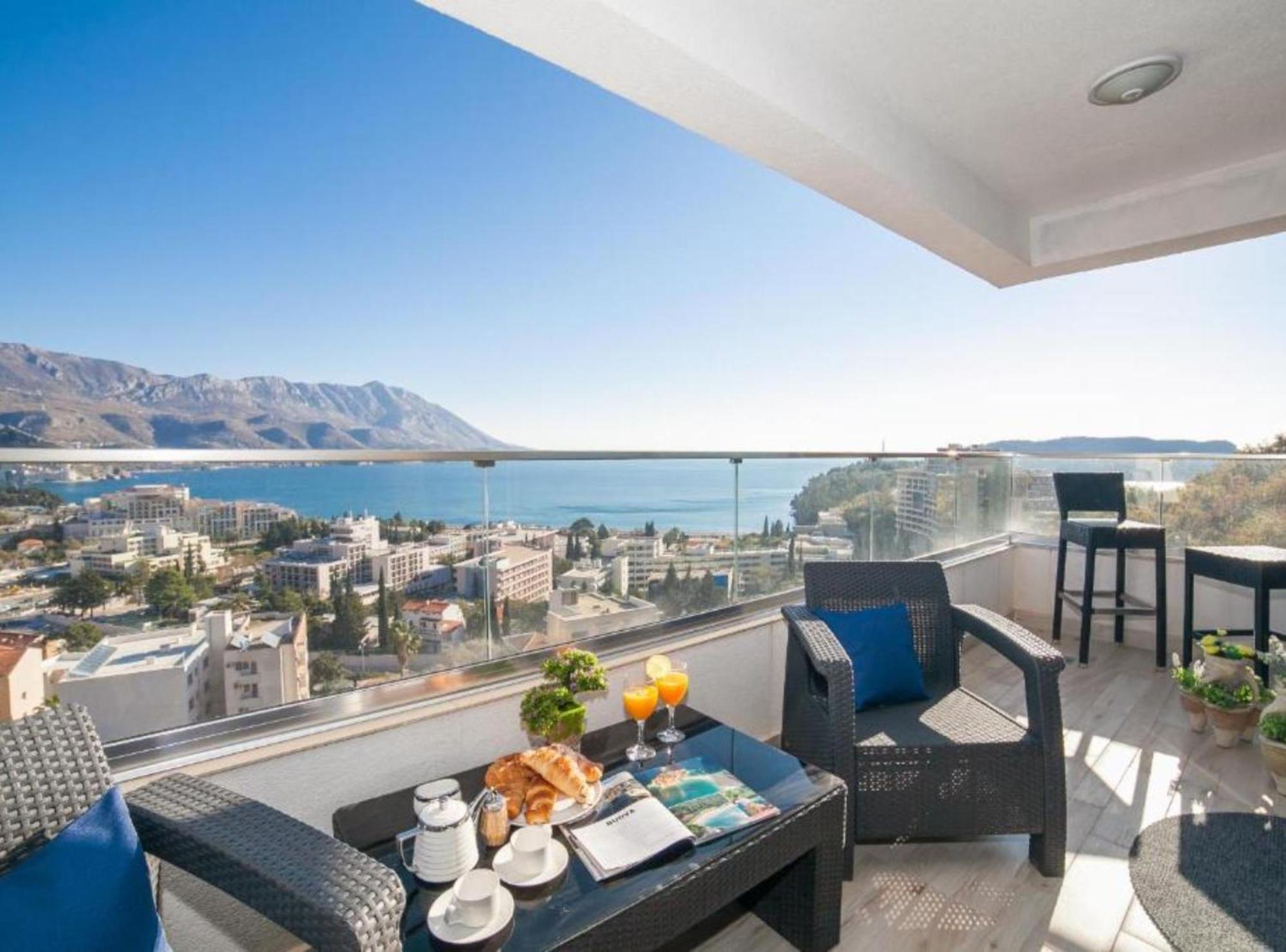 Apartment Hideaway With Breathtaking Views