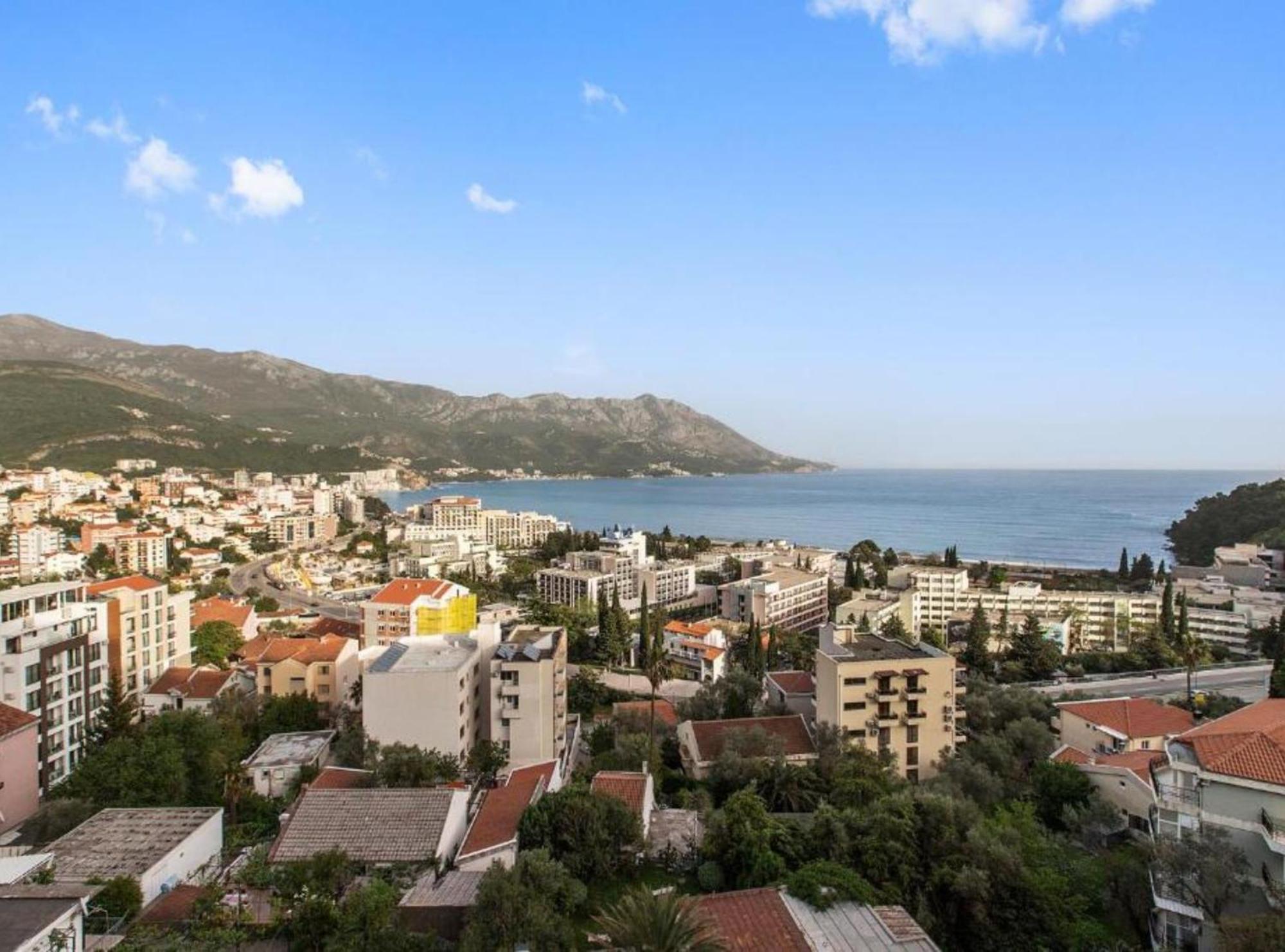 Hideaway With Breathtaking Views Apartment *